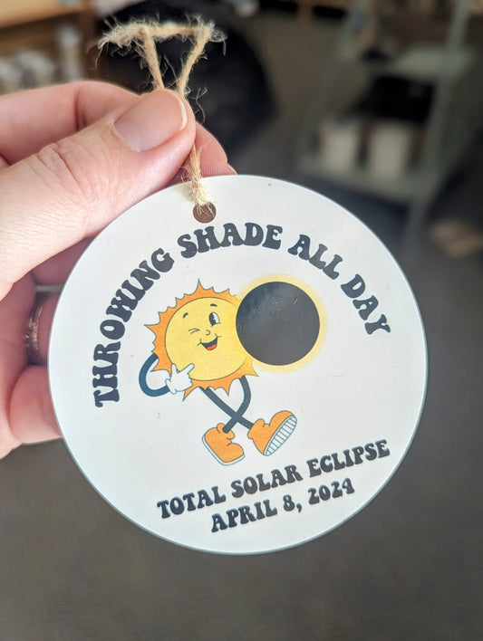 KingstonsKreations - Throwing Shade All Day - Ornament