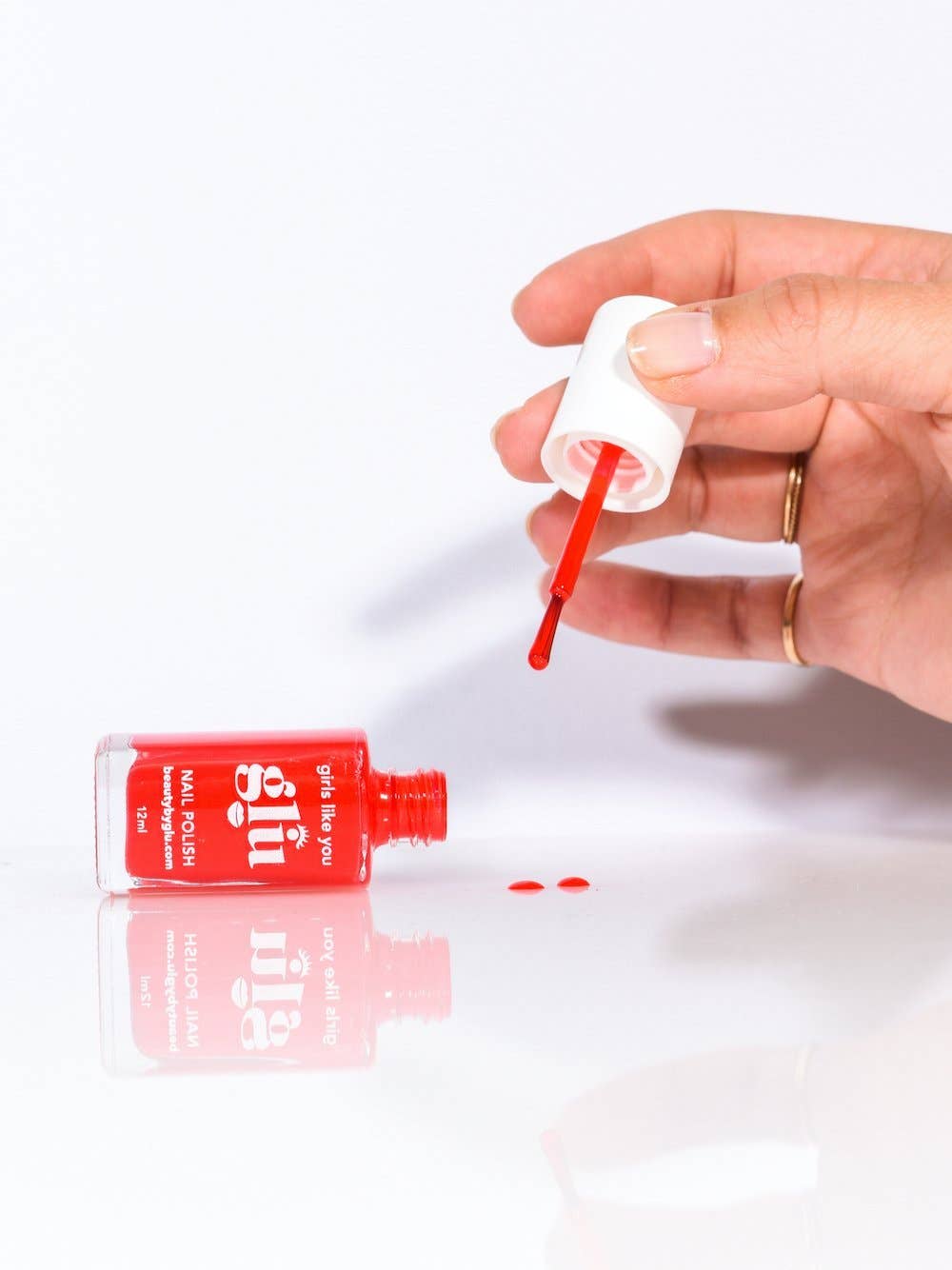 GLU Crimson Nail Polish